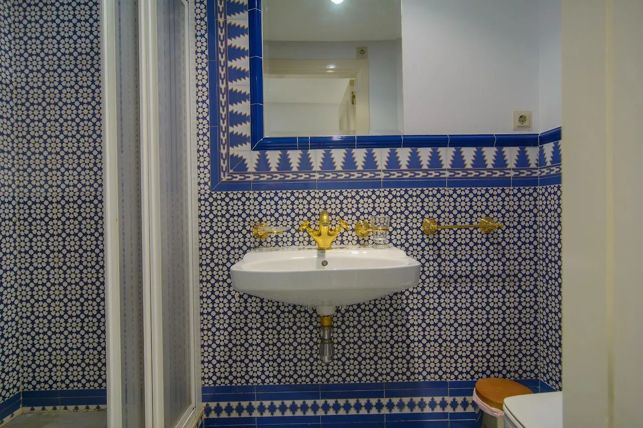 Apartment In White Pearl Beach Marbella